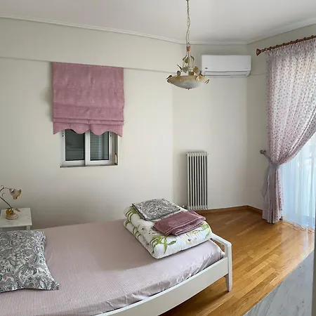 Beautiful Near The קלמאטה