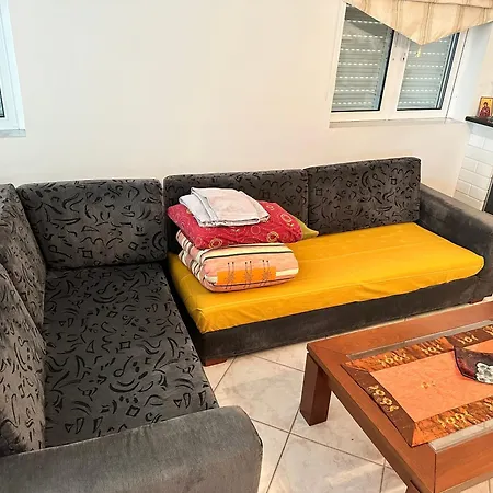 Apartment Beautiful Near The Kalamata