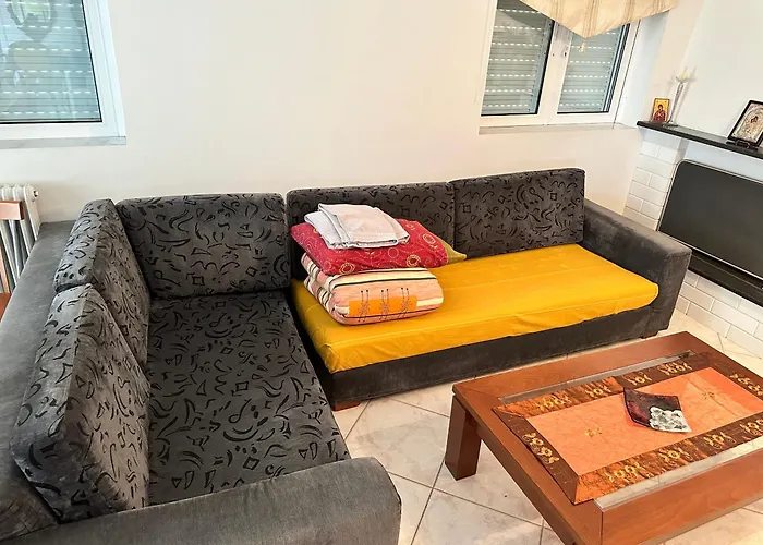 아파트 Beautiful Near The 칼라마타